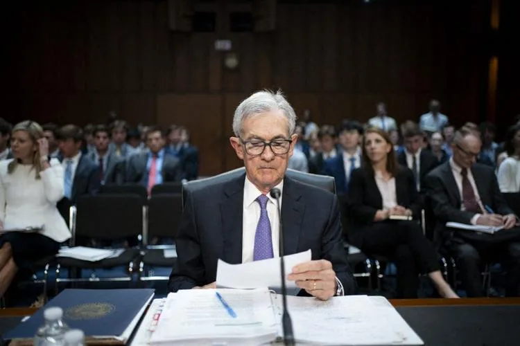 التضخم الأمريكي يشهد زيادة طفيفة في أبريل على الرغم من الرسوم الجمركية الجديدة. التضخم الأمريكي يشهد زيادة طفيفة في أبريل على الرغم من الرسوم الجمركية الجديدة.