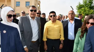 وزير الرياضة ومحافظ القليوبية يزوران نادي العبور ويطلقان مجموعة من المشاريع الرياضية الجديد