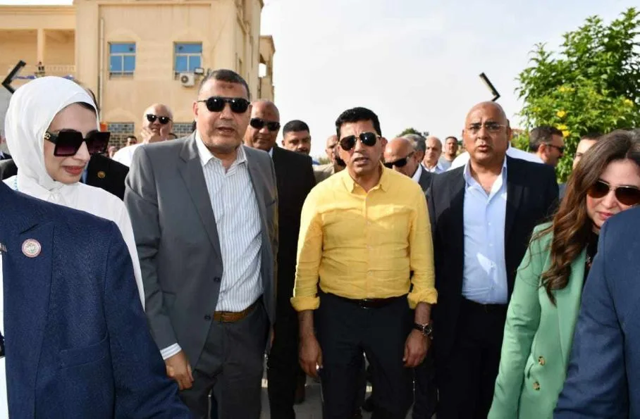 وزير الرياضة ومحافظ القليوبية يزوران نادي العبور ويطلقان مجموعة من المشاريع الرياضية الجديد وزير الرياضة ومحافظ القليوبية يزوران نادي العبور ويطلقان مجموعة من المشاريع الرياضية الجديد