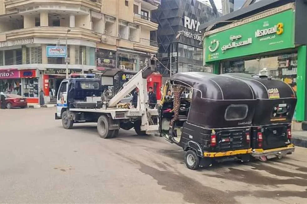 الشرقية: ضبط 25 مركبة توك توك مخالفة بمدينة الزقازيق
