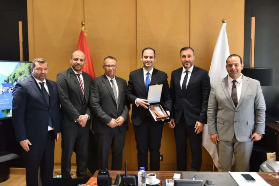 نائب وزير الصحة يناقش مع مسؤولي شركة HP سبل التعاون لتحديث البنية التحتية المعلوماتية لوزارة الصحة نائب وزير الصحة يناقش مع مسؤولي شركة HP سبل التعاون لتحديث البنية التحتية المعلوماتية لوزارة الصحة