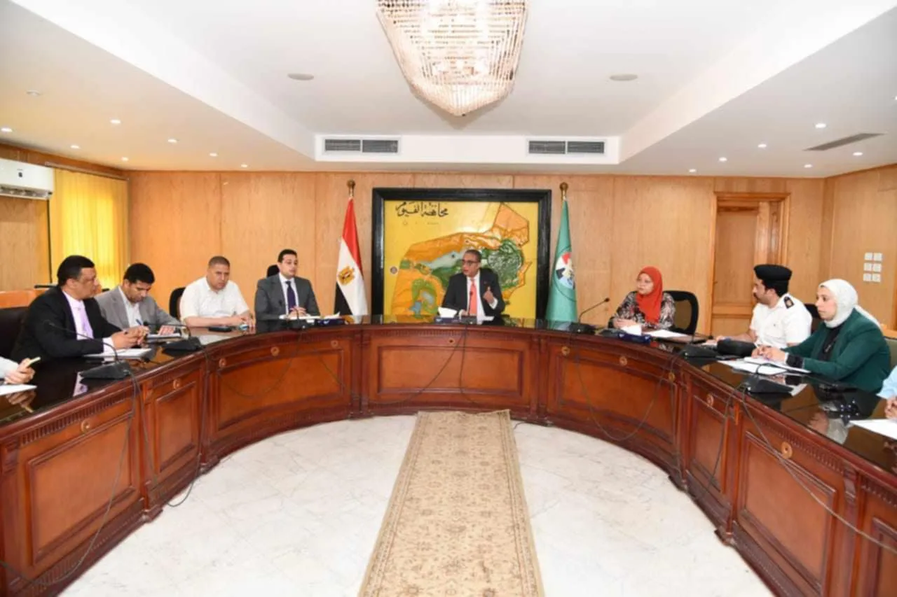 محافظ الفيوم يؤكد ضرورة تعزيز الجهود للرقابة ومنع الصيد غير القانوني في البحيرة محافظ الفيوم يؤكد ضرورة تعزيز الجهود للرقابة ومنع الصيد غير القانوني في البحيرة