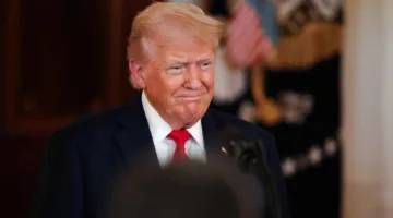 ما سبب إعلان ترامب المفاجئ عن توقف الهجمات ضد الحوثيين في اليمن؟