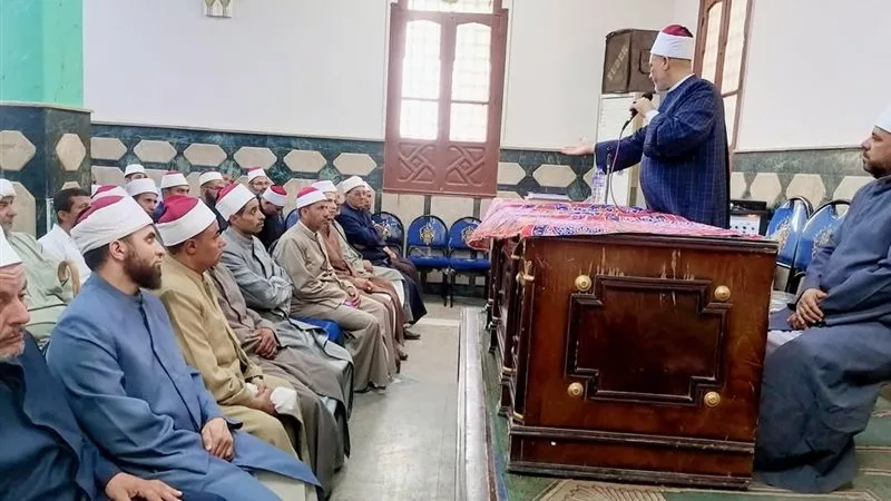 وكيل أوقاف بني سويف يؤكد على أهمية الالتزام بالخطب الموحدة وتعزيز الوعي الديني والفكري بين مرتادي المساجد