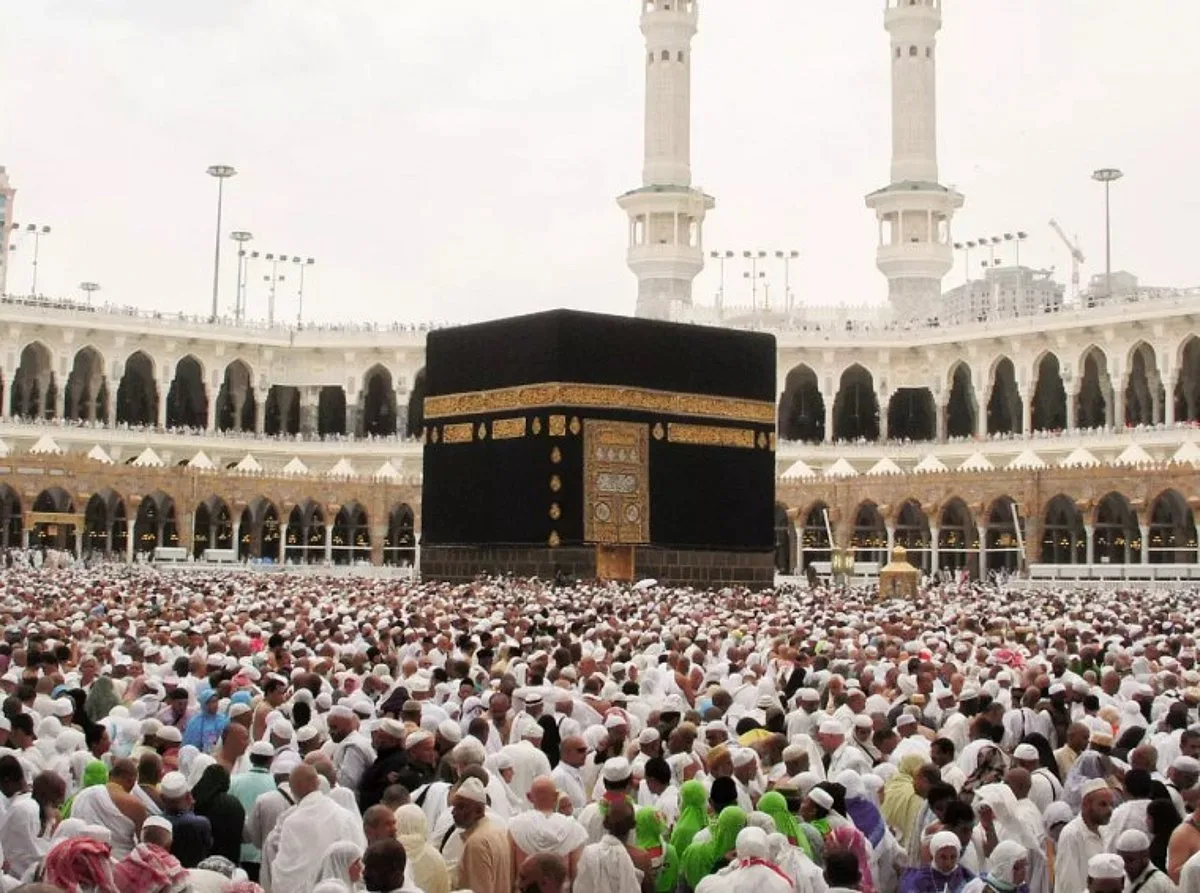4 توصيات صحية للتحضير بدنياً لموسم حج 1446 4 توصيات صحية للتحضير بدنياً لموسم حج 1446