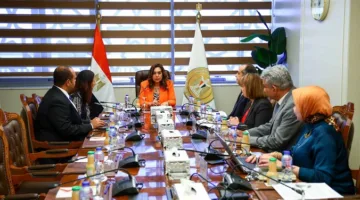 وزيرة التنمية المحلية تناقش مجالات التعاون المشترك مع الرئيس التنفيذي لهيئة فولبرايت مصر