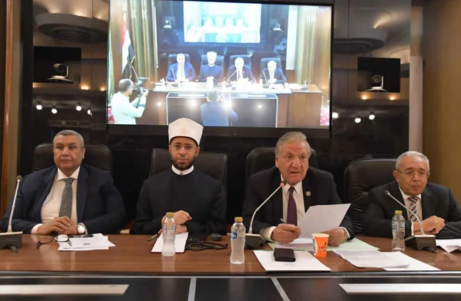 وزير الأوقاف: مصر تحتوي على 160 ألف مسجد وزير الأوقاف: مصر تحتوي على 160 ألف مسجد