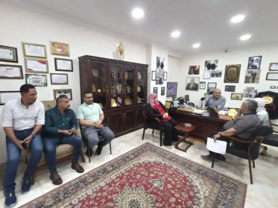 رئيس حي شرق مدينة نصر يوجه بسرعة الانتهاء من ملف التصالح على مخالفات البناء