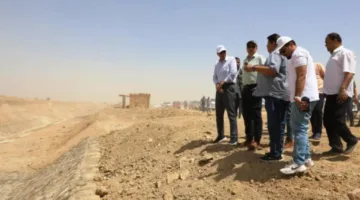 وزير الري ومحافظ أسوان يزوران مشروع سيل في قرى وادي الصعايدة بإدفو