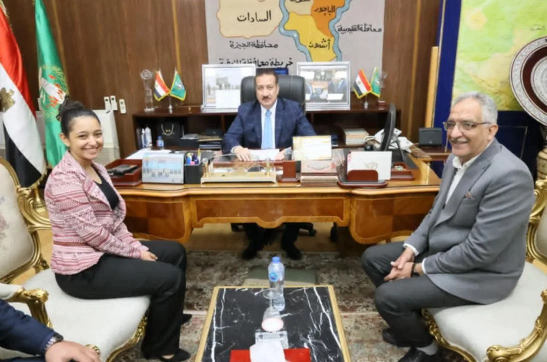 محافظ المنوفية يوجه بتبني مشروع طالبة بالمرحلة الإعدادية حصلت على براءة اختراع لعلاج الخلايا السرطانية