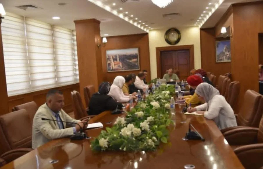 محافظ بورسعيد يناقش تحسين مشروعات محطات مياه الشرب والصرف الصحي محافظ بورسعيد يناقش تحسين مشروعات محطات مياه الشرب والصرف الصحي