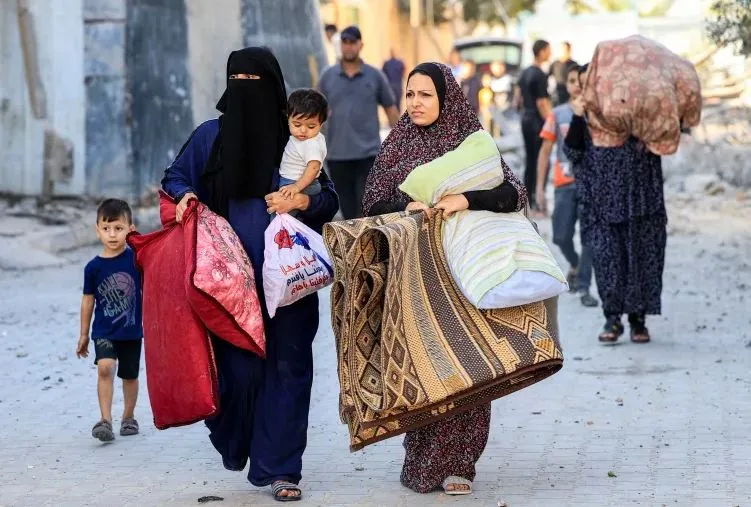 رسائل مؤلمة من أمهات غزة: نعاني ألم الفقد والجوع ومعاناة النزوح رسائل مؤلمة من أمهات غزة: نعاني ألم الفقد والجوع ومعاناة النزوح