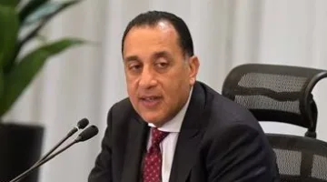 رئيس الوزراء يشهد توقيع اتفاقية عقد توطين وتوريد 21 وحدة قطار لصالح مشروع مترو الإسكندرية