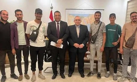 وزير العمل يكشف عن مستجدات إيجابية حول حادثة تعنيف عامل على يد صاحب عمل سعودي وزير العمل يكشف عن مستجدات إيجابية حول حادثة تعنيف عامل على يد صاحب عمل سعودي