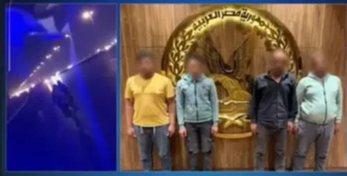 الداخلية تكشف ملابسات فيديو إلقاء أشخاص حجارة على سيارة ميني باص بالسلام