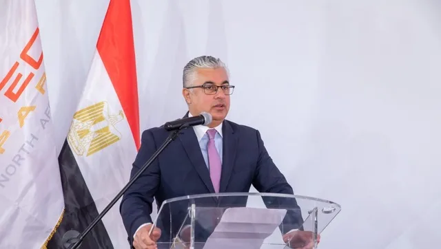 رئيس هيئة قناة السويس الاقتصادية يلتقي بممثلين عن شركة ميرسك العالمية لمناقشة سبل تعزيز التعاون المشترك رئيس هيئة قناة السويس الاقتصادية يلتقي بممثلين عن شركة ميرسك العالمية لمناقشة سبل تعزيز التعاون المشترك