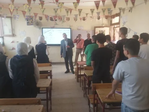 وكيل التعليم ببورسعيد يتابع امتحانات صفوف النقل