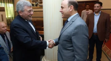 محافظ كفر الشيخ يلتقي برئيس هيئة الأوقاف لمناقشة سبل التعاون المشترك