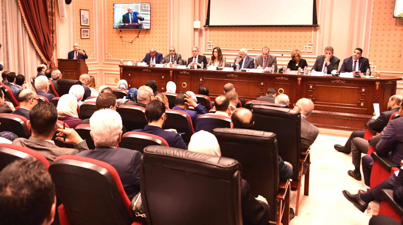 النواب يطالبون بتحديث بيانات الجهاز المركزي للإحصاء للبت في الإيجار القديم