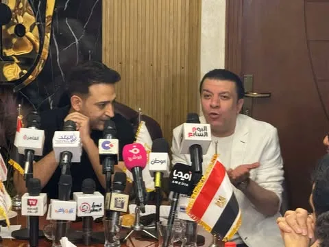 مصطفى كامل يرفض تحويل أزمة ساسيرو إلى جلسة ودية: دي حقوق مش صحوبية