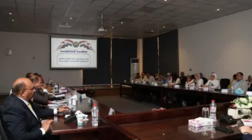 محافظ الإسماعيلية يشرف على مشروعات مياه الشرب والصرف الصحي ويحث على تعزيز التنسيق لحل القضايا المطروحة