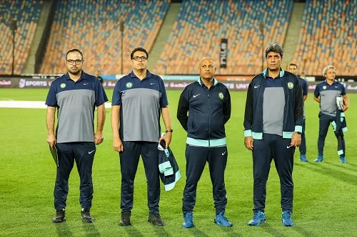 رغم ارتباطه بالزمالك.. رئيس البنك الأهلي لـ«الشروق»: طارق مصطفى مستمر معنا ولن يرحل