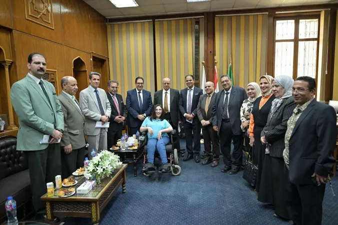 إطلاق ورشة عمل في دار العلوم بجامعة القاهرة ضمن أنشطة المرحلة الثانية لمبادرة “أسرتي قوتي” إطلاق ورشة عمل في دار العلوم بجامعة القاهرة ضمن أنشطة المرحلة الثانية لمبادرة “أسرتي قوتي”
