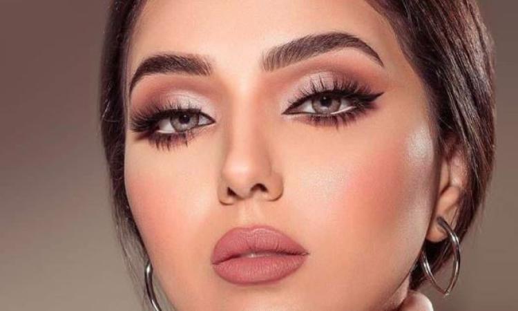 5 خطوات لمكياج ناعم مناسب لفصل الربيع