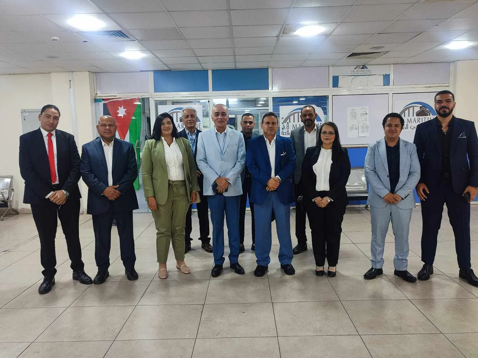 وزارة السياحة: فرق ميدانية متاحة على مدار الساعة لدعم حجاج السياحة في المواقع المقدسة. وزارة السياحة: فرق ميدانية متاحة على مدار الساعة لدعم حجاج السياحة في المواقع المقدسة.
