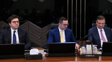وزير الاستثمار يعرض خطة لإنشاء خريطة استثمارية وطنية متكاملة