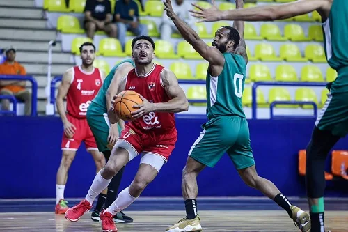 مواجهة حاسمة.. الأهلي يتغلب على الاتحاد في المباراة الرابعة من نهائي دوري السلة مواجهة حاسمة.. الأهلي يتغلب على الاتحاد في المباراة الرابعة من نهائي دوري السلة