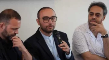 المدير الفني لمهرجان القاهرة السينمائي يتحدث عن تعزيز التعاون بين مهرجانات السينما العربية خلال فعاليات مهرجان كان