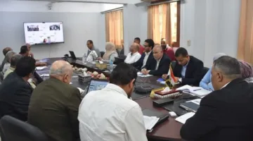 مناقشة تقدم مشروع الصرف الصحي في قريتي إسنا والطود بوساطة مياه الأقصر