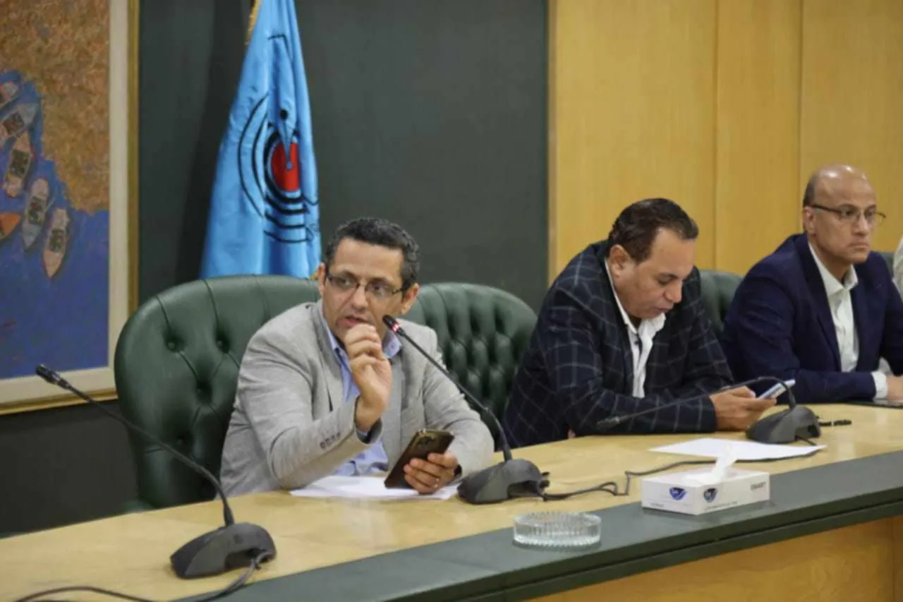 نقيب الصحفيين يُطالب بتعديل الفقرة 12 في قانون تنظيم الصحافة والإعلام نقيب الصحفيين يُطالب بتعديل الفقرة 12 في قانون تنظيم الصحافة والإعلام