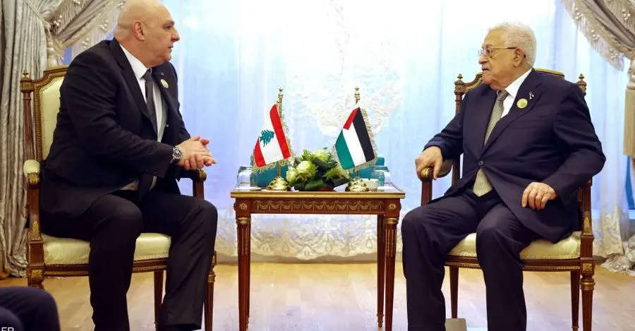 سلام وعباس يؤكدان أهمية حل قضية السلاح الفلسطيني في مخيمات لبنان سلام وعباس يؤكدان أهمية حل قضية السلاح الفلسطيني في مخيمات لبنان