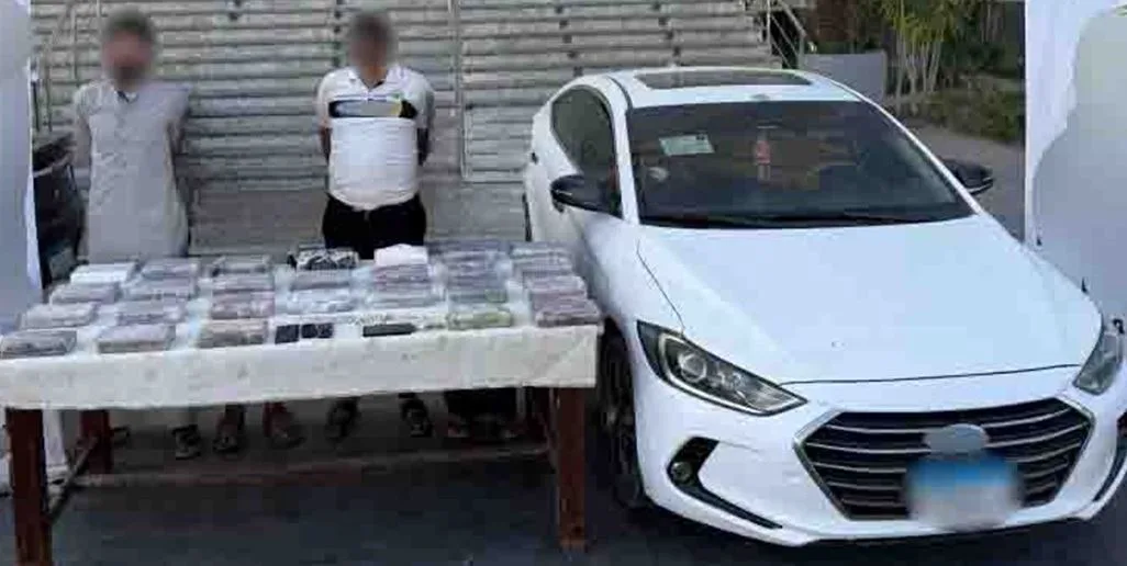 إلقاء القبض على تاجر مخدرات في الإسماعيلية أثناء محاولة جلب مواد بقيمة 78 مليون جنيه إلقاء القبض على تاجر مخدرات في الإسماعيلية أثناء محاولة جلب مواد بقيمة 78 مليون جنيه