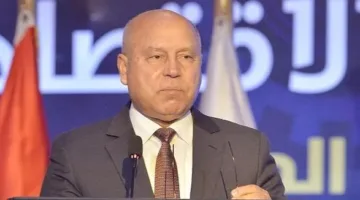 خبراء: إلغاء الالتزام بالمواصفات المصرية يعزز استيراد السيارات الأمريكية