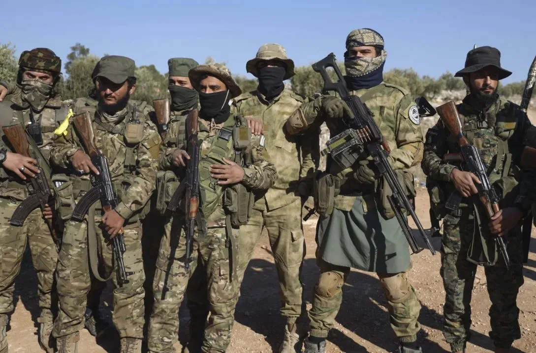سوريا.. اعتقال عقيد سابق بالنظام المخلوع متورط بـ أحداث الساحل