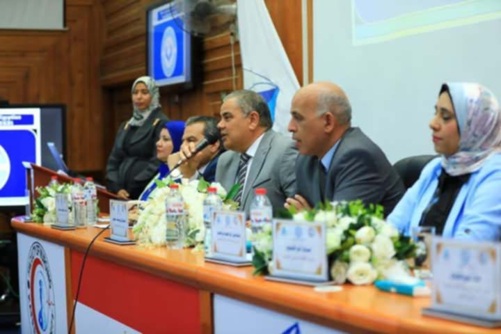 رئيس جامعة كفر الشيخ يشهد انطلاق فعاليات المؤتمر العلمي الخامس بكلية التمريض