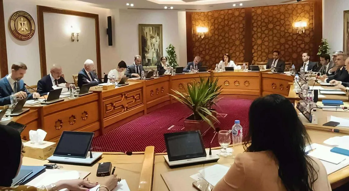 مباحثات مصرية فرنسية بشأن الهجرة غير القانونية مباحثات مصرية فرنسية بشأن الهجرة غير القانونية