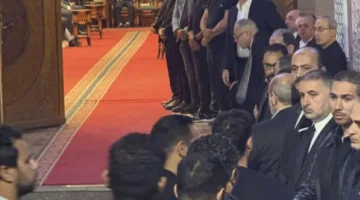 بدء عزاء المنتج وليد مصطفى زوج الفنانة كارول سماحة بمسجد الشرطة في الشيخ زايد