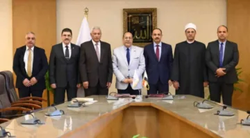 تعاون بين وزارتي الأوقاف والتموين حول صكوك الأضحية والتبرعات