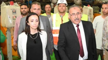 محافظ البحيرة تتابع سير العمل في مصنع السكر بالنوبارية وتؤكد التزامها بدعم الصناعة الوطنية وتعزيز الإنتاج المحلي