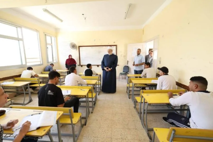 غدًا.. طلاب الأدب في الثانوية الأزهرية يبدؤون اختباراتهم النهائية لعام الدراسي الحالي غدًا.. طلاب الأدب في الثانوية الأزهرية يبدؤون اختباراتهم النهائية لعام الدراسي الحالي