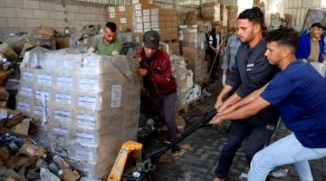 تفاصيل الشحنة الأولى من المساعدات التي وصلت إلى غزة منذ الثاني من مارس الماضي