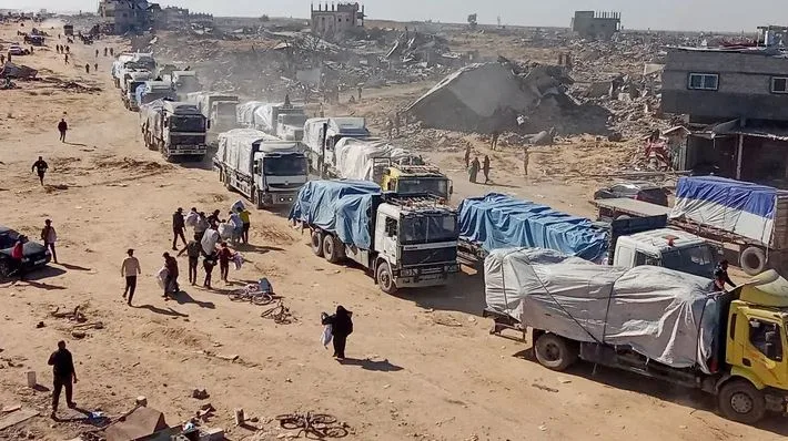 مفوض الأونروا: لا تتعجبوا من سرقة المساعدات.. سكان غزة واجهوا المجاعة ونفد غذاء الأطفال ووفاة الكبار. مفوض الأونروا: لا تتعجبوا من سرقة المساعدات.. سكان غزة واجهوا المجاعة ونفد غذاء الأطفال ووفاة الكبار.