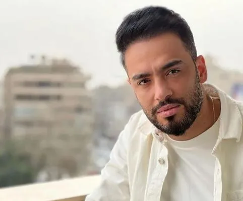 رامي جمال بعد إكمال ألبومه: محتار بشأن الاسم ويحتاج إلى آرائكم