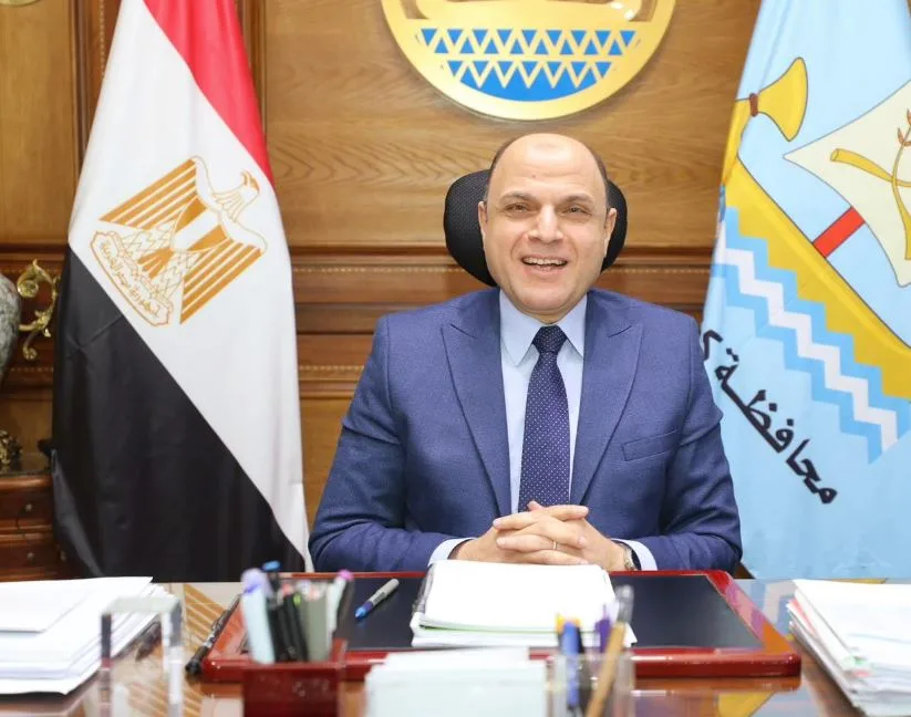 محافظ كفر الشيخ يحل مشكلة الكهرباء من خلال تركيب عدادات كودية لـ 385 ورشة في منطقة الحرفيين ببلطيم محافظ كفر الشيخ يحل مشكلة الكهرباء من خلال تركيب عدادات كودية لـ 385 ورشة في منطقة الحرفيين ببلطيم