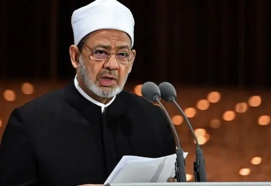 شيخ الأزهر يدعو الهند وباكستان بالتحلي بالحكمة وتغليب لغة الحوار