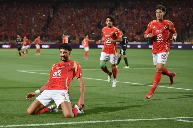6 من 6.. عماد النحاس “مصمم” درع الأهلي الـ45